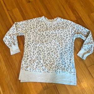 Cheetah print sweat shirt